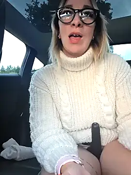 Snapshot of Giuliana_baby chatting on 10/20/25, 04:29 Giuliana baby online show from 10/20/25, 04:29