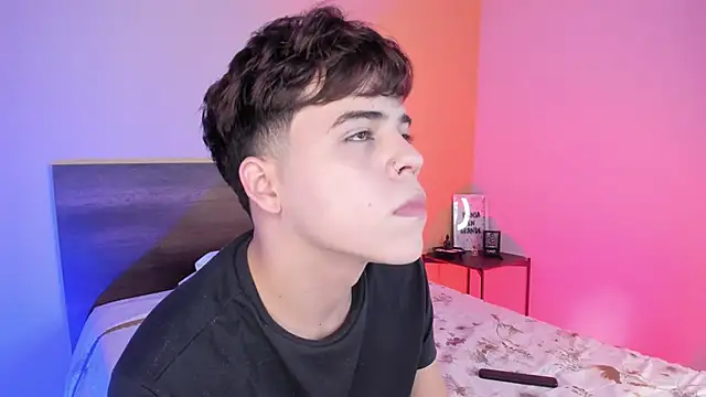 justinbiler online show from 02/06/25, 12:37