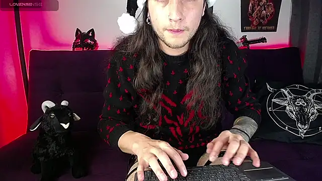 blckwolf 6 online show from 12/24/24, 06:17