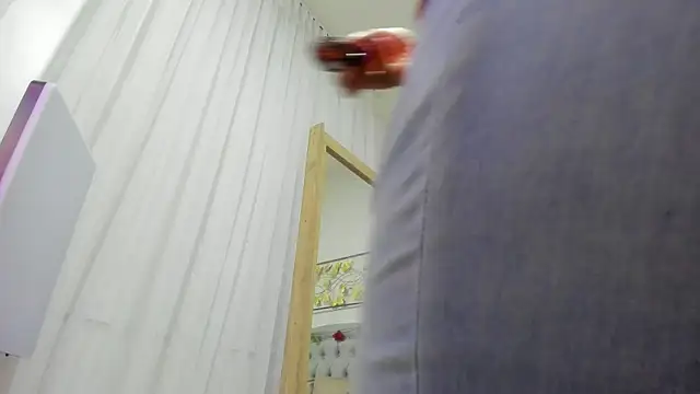 Snapshot of Katalella_murillo chatting on 03/13/25, 03:44 Katalella murillo online show from 03/13/25, 03:44