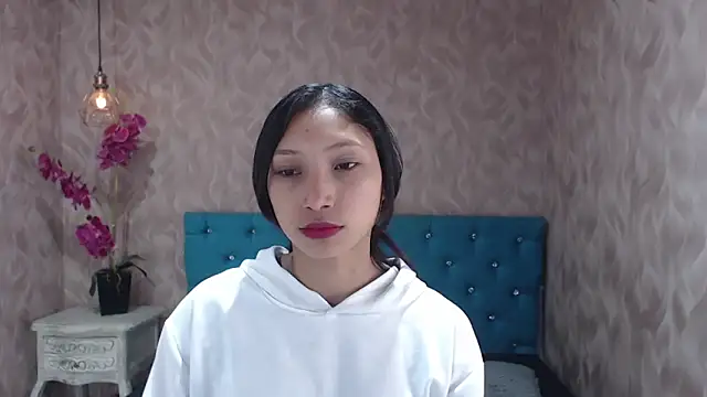 MadelineDoll online show from 01/09/25, 01:13