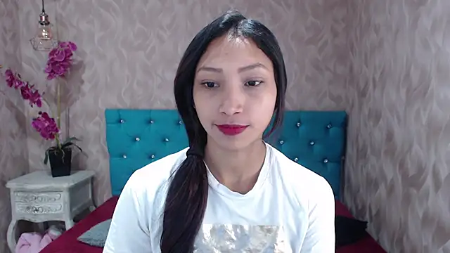 MadelineDoll online show from 01/18/25, 01:08