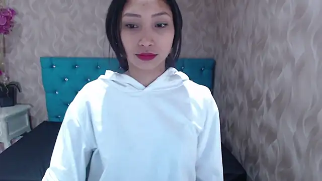 MadelineDoll online show from 01/30/25, 01:10