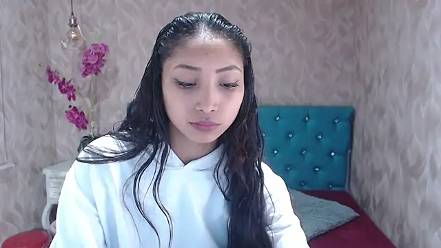 MadelineDoll online show from 02/23/25, 04:02
