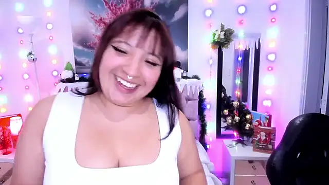 Emma monserrat online show from 12/21/24, 09:44