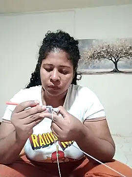 Ivon-09 online show from 06/18/26, 12:44