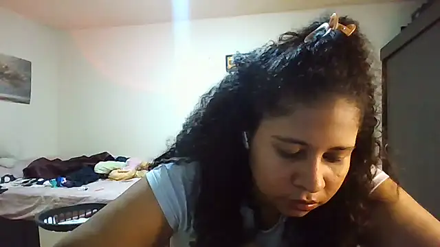 Ivon-09 online show from 07/04/26, 11:33