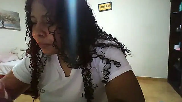 Ivon-09 online show from 07/09/26, 12:37
