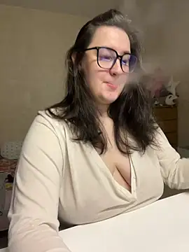 hungry1bunny online show from 12/03/24, 07:44