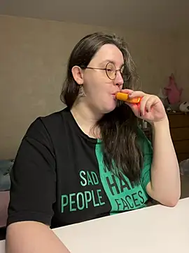 hungry1bunny online show from 06/23/26, 03:10