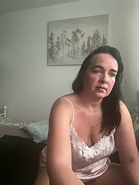 Snapshot of Dagmar92 chatting on 01/01/25, 10:21 Dagmar92 online show from 01/01/25, 10:21
