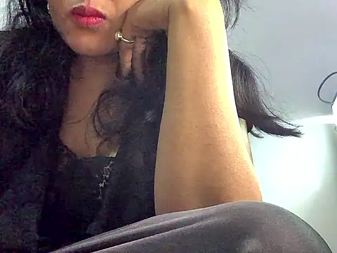 Cute-Tanya online show from 12/04/24, 03:37