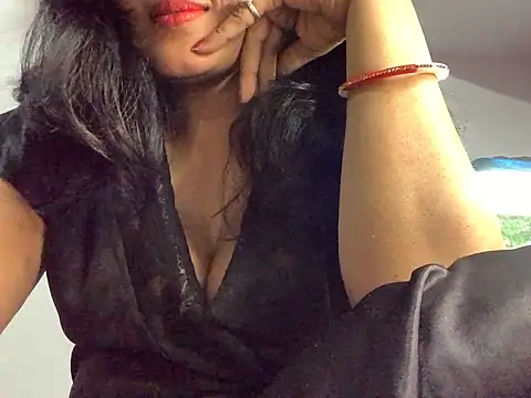 Cute-Tanya online show from 12/10/24, 03:41