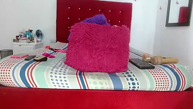 Snapshot of kattysex74 chatting on 09/27/25, 03:06 kattysex74 online show from 09/27/25, 03:06