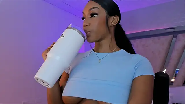 ChaynnaCooper online show from 12/11/24, 11:43