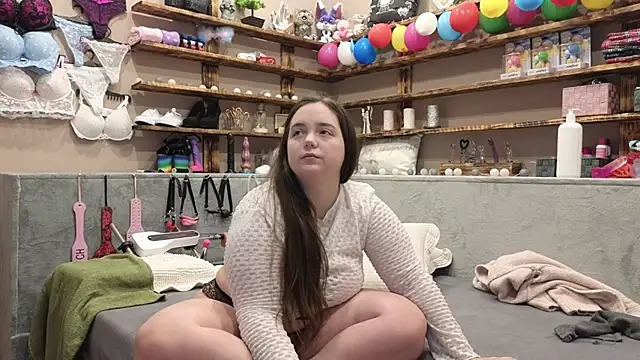 Kimberly-Caprice online show from 02/06/25, 05:14