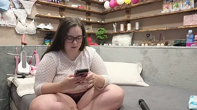 Kimberly-Caprice online show from 02/23/25, 04:13