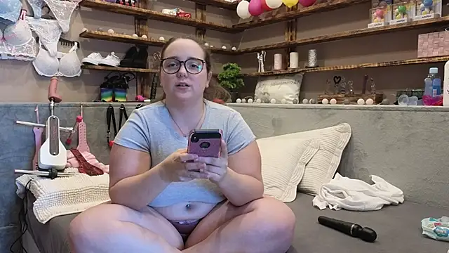 Kimberly-Caprice online show from 02/25/25, 11:30