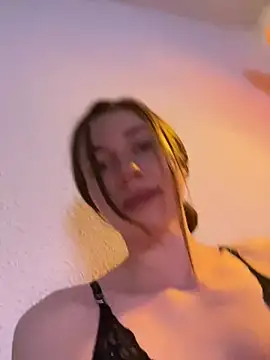 vienncica online show from 01/25/25, 06:34