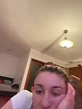 vienncica online show from 03/11/25, 07:25