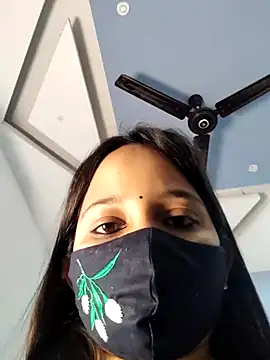 Varnika aarora online show from 12/23/24, 07:17