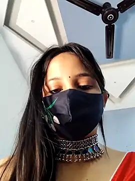 Varnika aarora online show from 12/24/24, 04:33