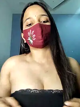 Varnika aarora online show from 02/18/25, 02:27