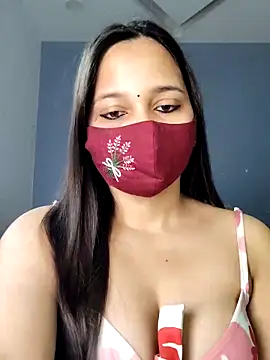 Varnika aarora online show from 02/25/25, 11:08
