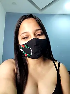 Varnika aarora online show from 03/02/25, 04:39