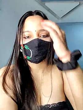 Varnika aarora online show from 03/05/25, 04:24