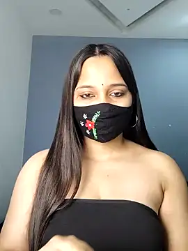 Varnika aarora online show from 03/09/25, 03:43