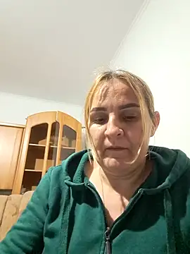 Malichkaanna30 online show from 09/30/25, 10:53