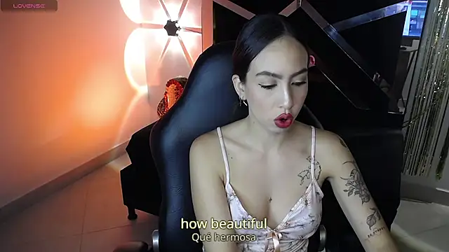 scarlett buttock online show from 01/18/25, 12:57