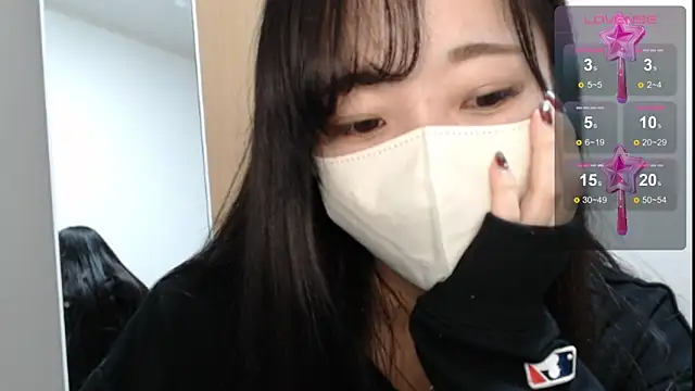 Rio chan  online show from 02/18/25, 01:00