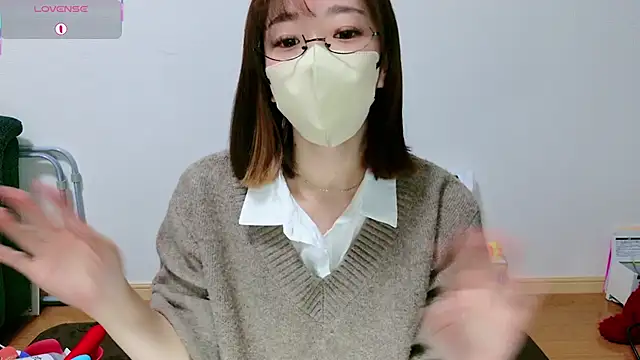 Rio chan  online show from 05/03/26, 11:16