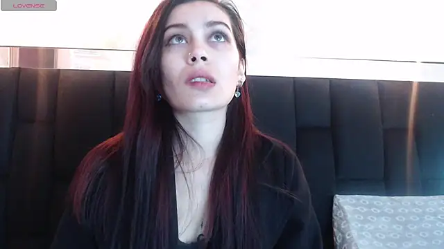  yuyi online show from 01/02/25, 11:09