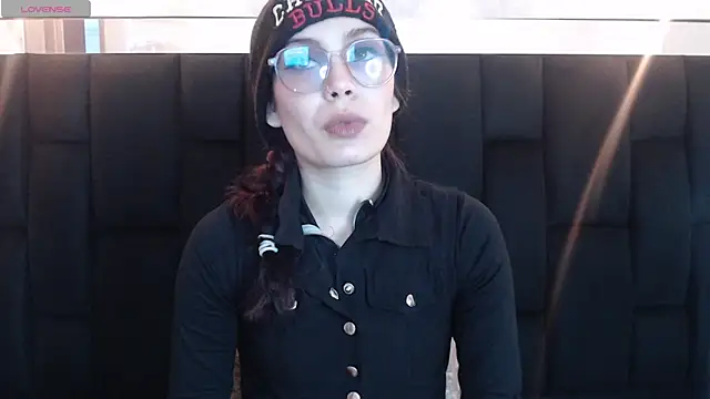  yuyi online show from 01/04/25, 11:22