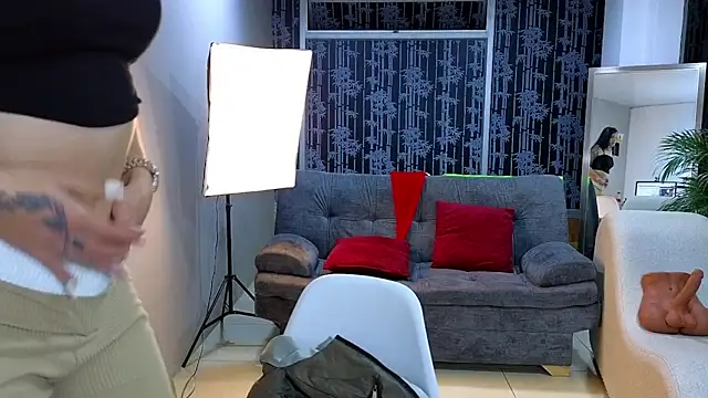 mei sweetcat online show from 12/25/24, 11:31