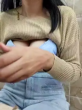 jihane-44 online show from 12/04/24, 10:24