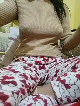 jihane-44 online show from 01/04/25, 07:02