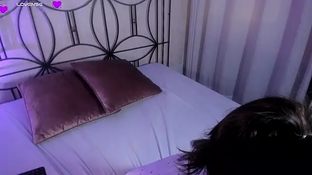 Snapshot of missy_taylor_ chatting on 03/07/25, 02:12 missy taylor online show from 03/07/25, 02:12