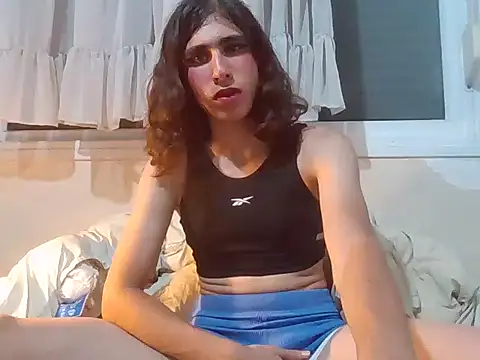 Snapshot of myself314 chatting on 10/05/25, 11:35 myself314 online show from 10/05/25, 11:35