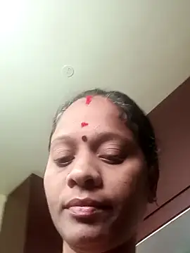 Snapshot of Ambika01 chatting on 09/24/25, 03:32 Ambika01 online show from 09/24/25, 03:32