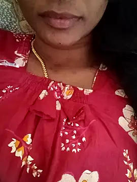 Snapshot of Ambika01 chatting on 10/07/25, 05:37 Ambika01 online show from 10/07/25, 05:37