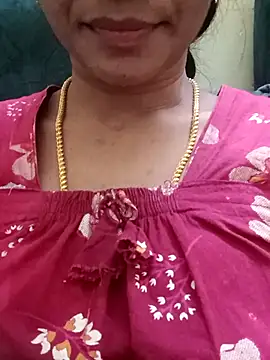 Snapshot of Ambika01 chatting on 12/14/25, 12:54 Ambika01 online show from 12/14/25, 12:54