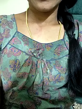 Snapshot of Ambika01 chatting on 03/17/26, 01:47 Ambika01 online show from 03/17/26, 01:47