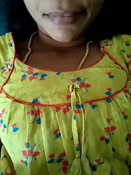 Snapshot of Ambika01 chatting on 04/05/26, 08:33 Ambika01 online show from 04/05/26, 08:33