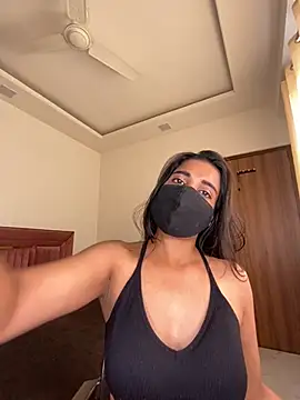miss lina online show from 12/12/24, 11:18