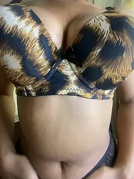 miss lina online show from 01/12/25, 05:24