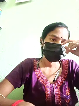 anusiya01 online show from 12/19/24, 06:23
